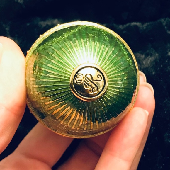 Joan Rivers Imperial Treasures III “The Hidden Timepiece Egg” - Picture 6 of 10